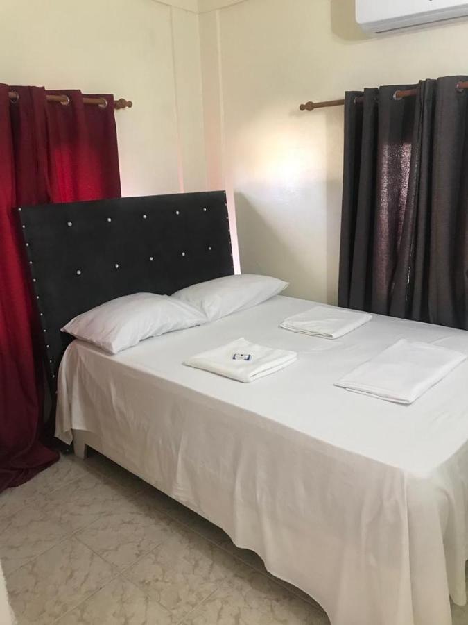 Hotel Freedom Нагуа Экстерьер фото