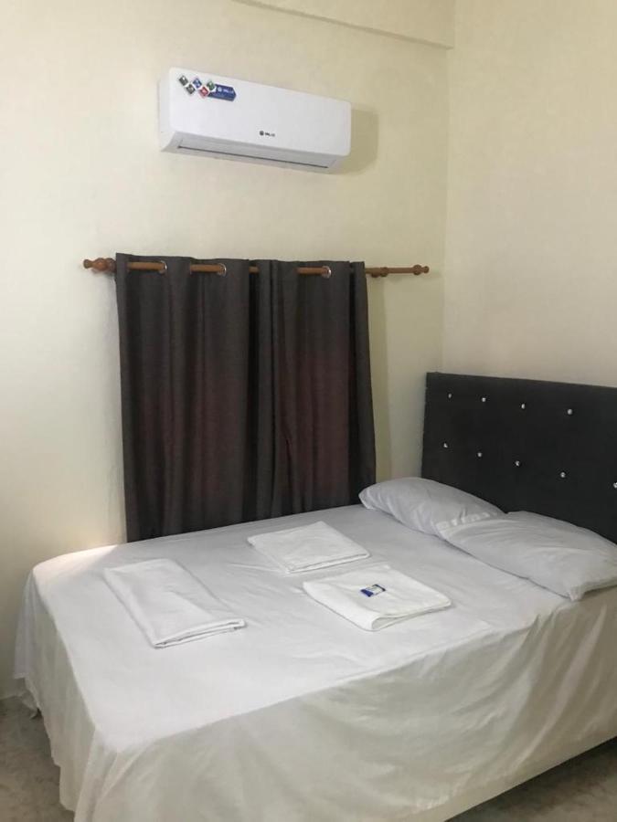 Hotel Freedom Нагуа Экстерьер фото
